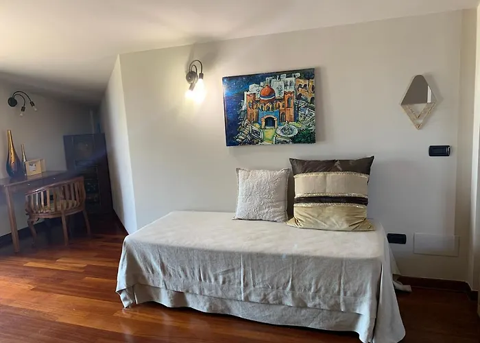 Hébergement de vacances Home27 *